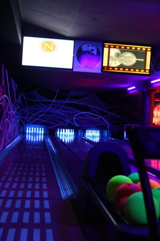 Hotel Nekla ภายนอก รูปภาพ